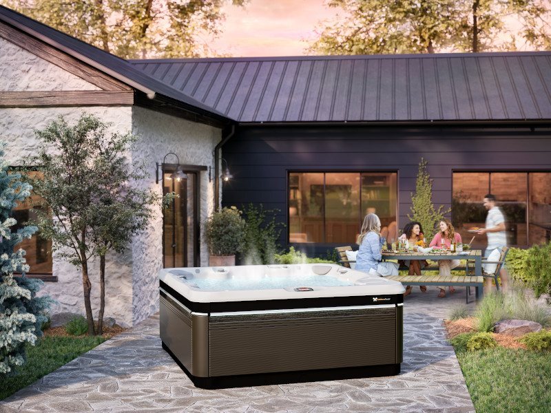 Caldera Utopia Geneva hot tub