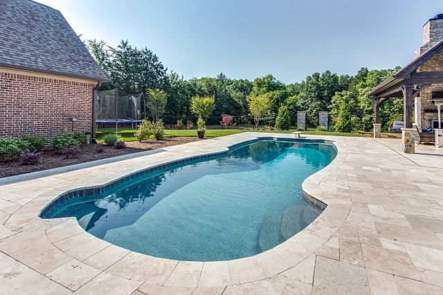 How to Choose Tile for Your Fiberglass Pool in 2022